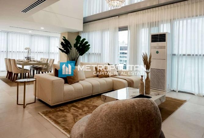 136565975 - Property Image 2