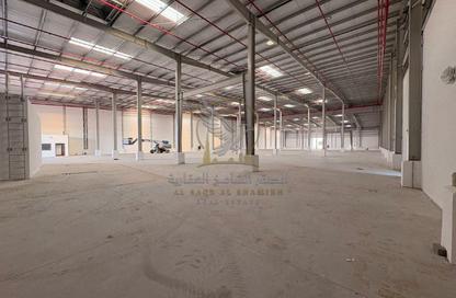 Warehouse - Studio - 2 Bathrooms for rent in Al Sajaa S - Al Sajaa - Sharjah