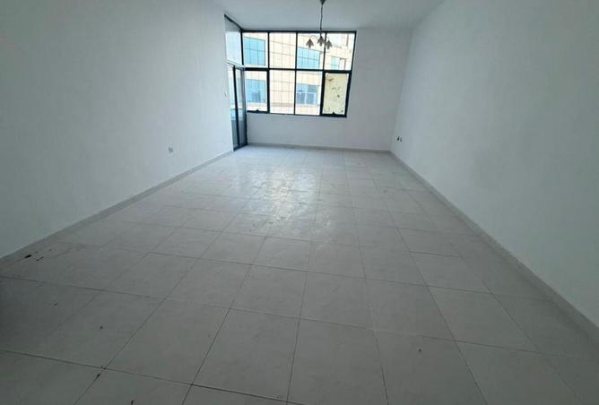 87450043 - صورة العقار 2