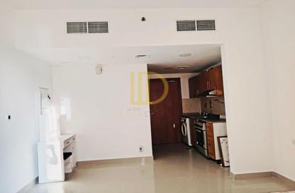 Apartment - Studio - 1 Bathroom for rent in Lakeside Tower A - Lakeside Residence - Dubai Production City (IMPZ) - Dubai