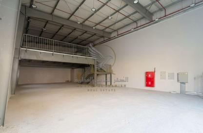 Warehouse - Studio - 1 Bathroom for rent in Industrial Building 13 - Industrial Area 13 - Sharjah Industrial Area - Sharjah