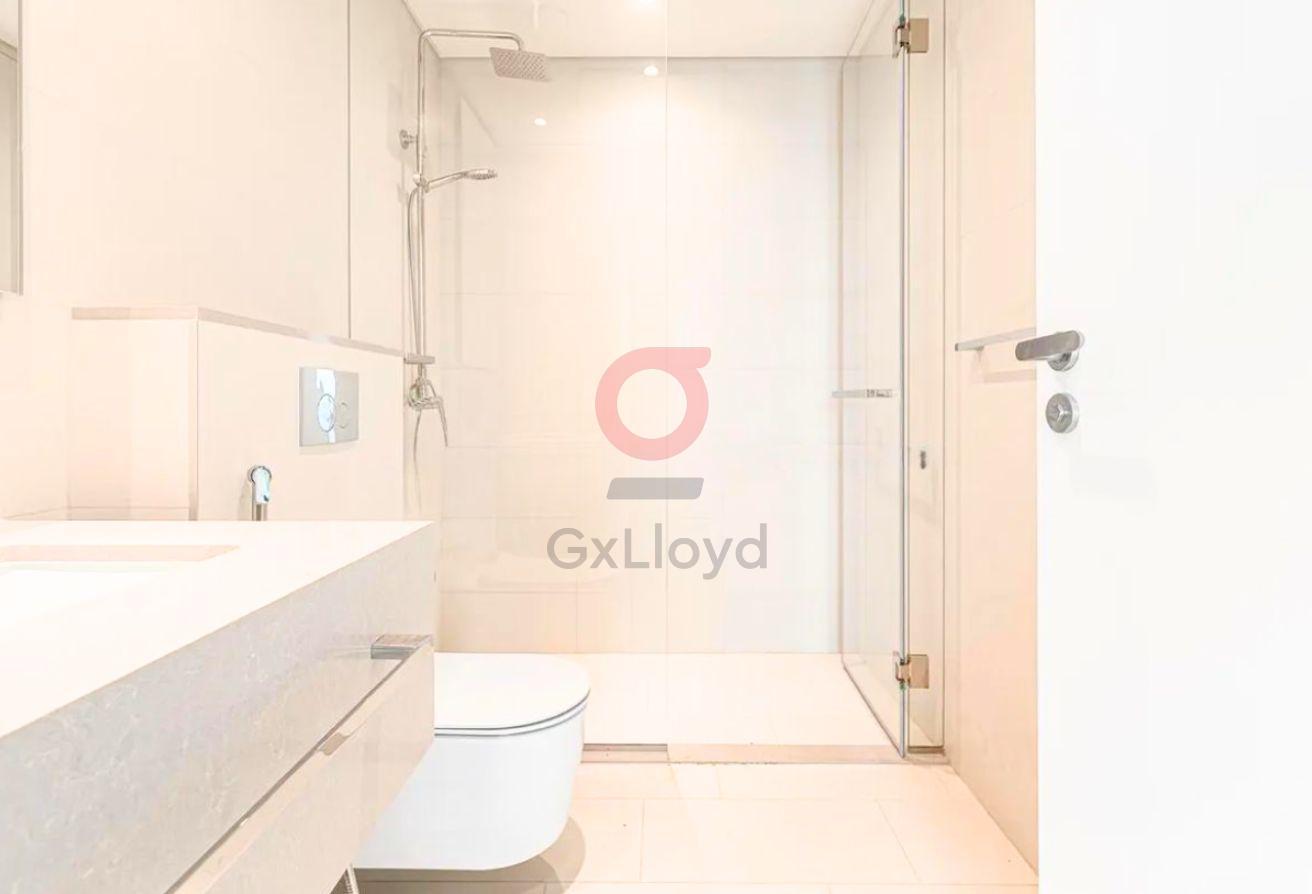 Premium 2BR | Water View | Prime Location photo 14