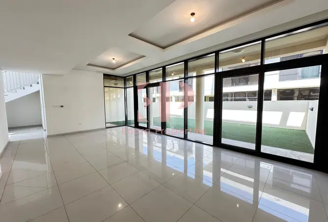 104250668 - Property Image 3