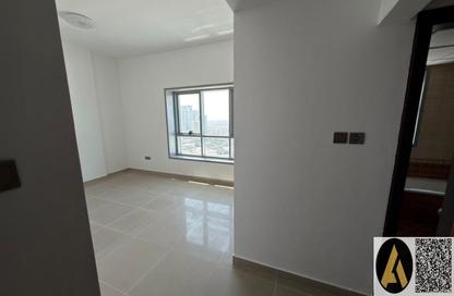 Apartment - 2 Bedrooms - 3 Bathrooms for rent in Corniche Tower - Ajman Corniche Road - Ajman