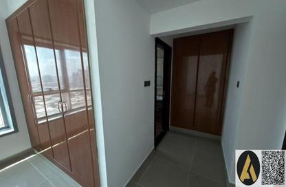 Apartment - 2 Bedrooms - 3 Bathrooms for rent in Corniche Tower - Ajman Corniche Road - Ajman