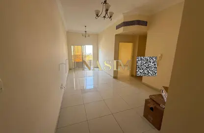 شقة - 2 غرف نوم - 2 حمامات للايجار في برج النعيمية 1 - أبراج النعيمية - النعيمية - عجمان