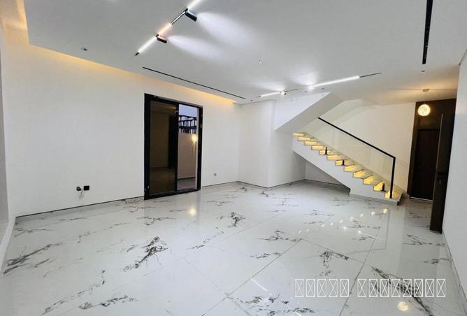 78581329 - Property Image 3