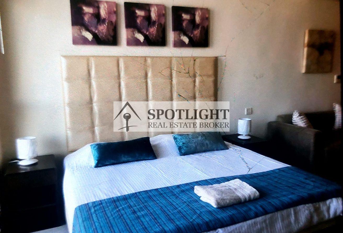 Biggest Studio | Prime Location | Fully Furnished photo 2