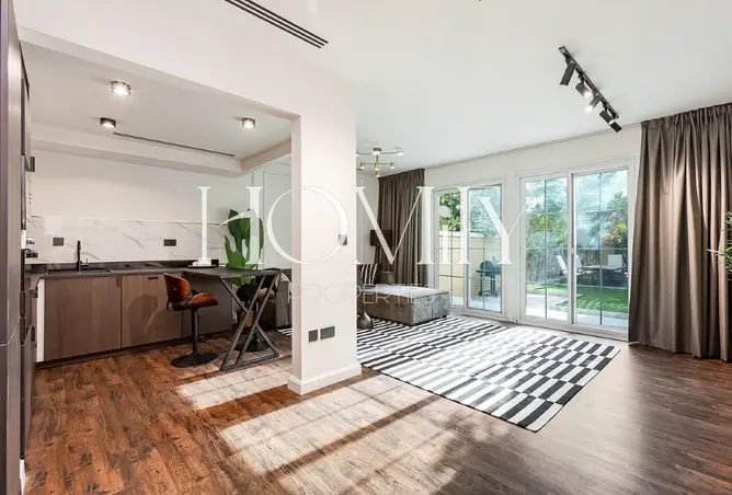 160544310 - Property Image 3