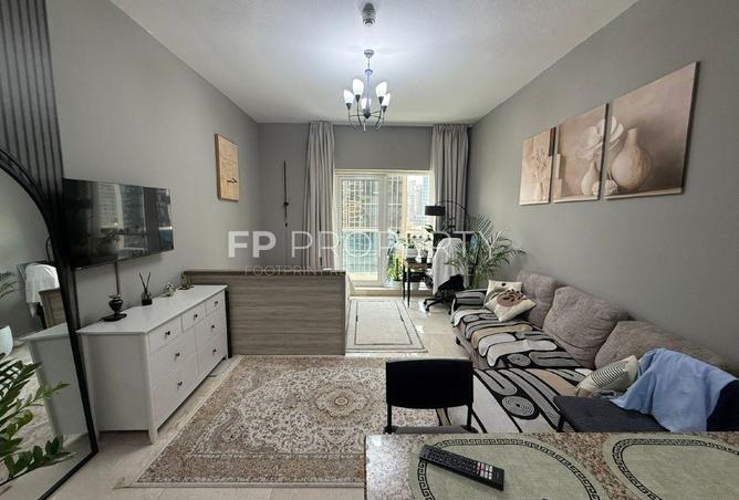 83667812 - Property Main Image