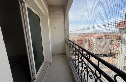 Apartment - 1 Bedroom - 2 Bathrooms for rent in Trafalgar Tower - CBD (Central Business District) - International City - Dubai