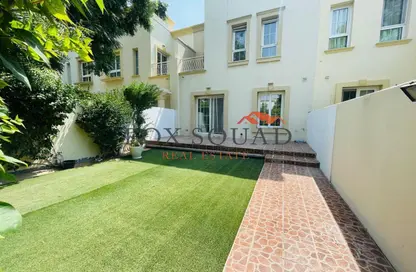 فيلا - 2 غرف نوم - 3 حمامات للايجار في الينابيع 3 - الينابيع - دبي