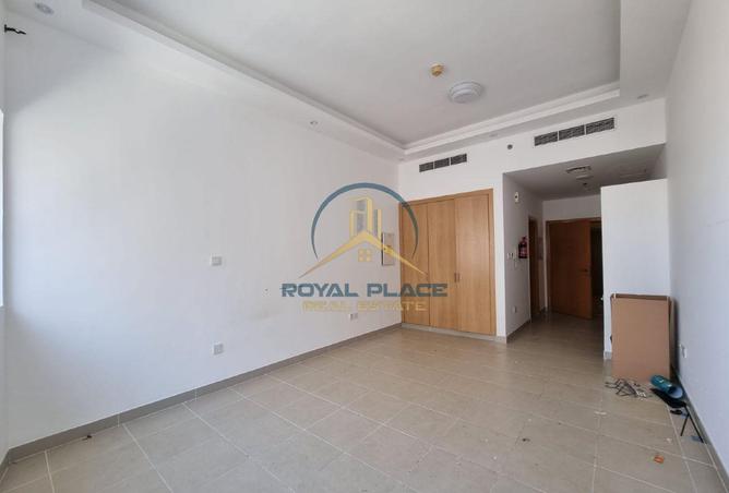 83245254 - Property Image 2