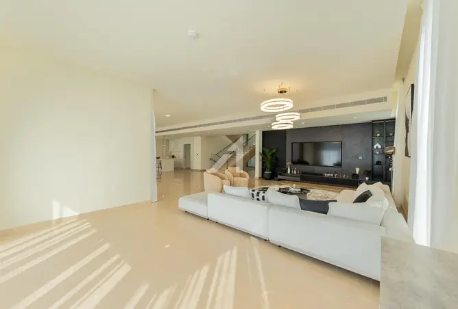 110521687 - Property Image 3
