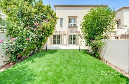 Villa - 2 Bedrooms - 2 Bathrooms for rent in Springs 3 - The Springs - Dubai