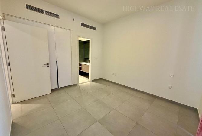 98721295 - Property Image 2