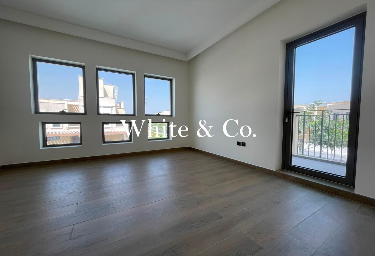Single Row | Access To Central Hub | New photo 10