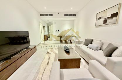 Apartment - 1 Bedroom - 2 Bathrooms for rent in Jumeirah Garden City - Al Satwa - Dubai