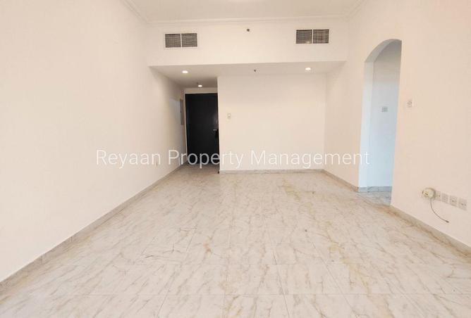136542407 - Property Image 2