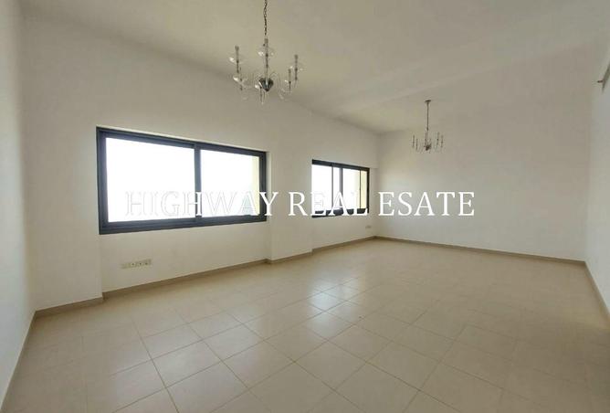 131577000 - Property Image 3