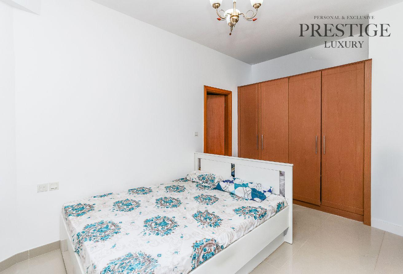 1Bed | Furnished | Lake View | Vacant photo 10