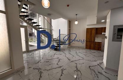 Apartment - 2 Bedrooms - 2 Bathrooms for rent in Oasis Residences - Masdar City - Abu Dhabi