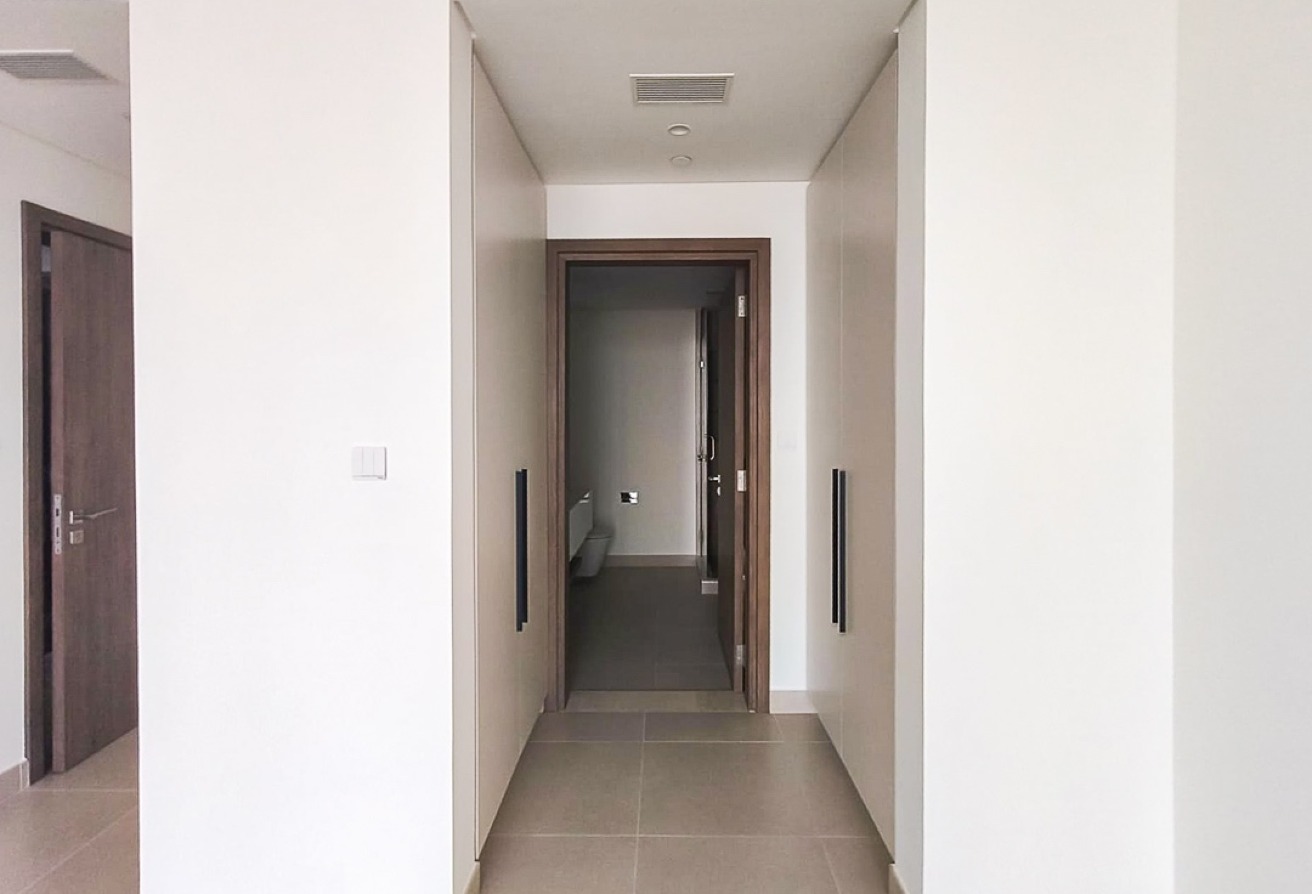 2 bedroom apartment in Sundridge, Mina Rashid: 9