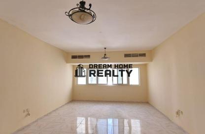 Apartment - 1 Bedroom - 2 Bathrooms for rent in Al Khan - Sharjah