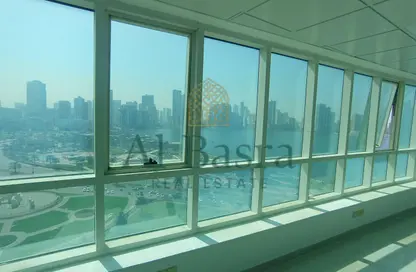 مكتب - استوديو - 2 حمامات للايجار في المجاز - الشارقة