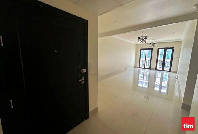 76168939 - Property Image 2