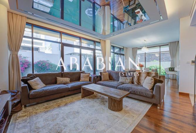 2OyvougifPE - Property Image 2