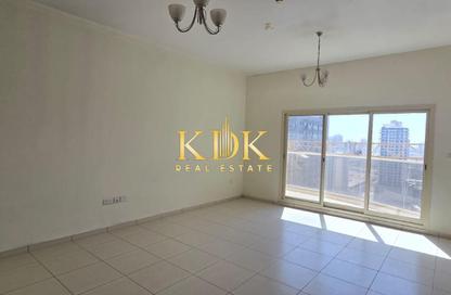 Apartment - 2 - 3 for rent in Sunrise Tower - District 11 - Jumeirah Village Circle - Dubai