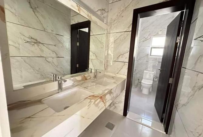 106868773 - Property Image 2