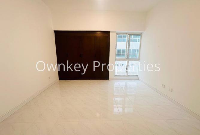 67843725 - Property Image 3