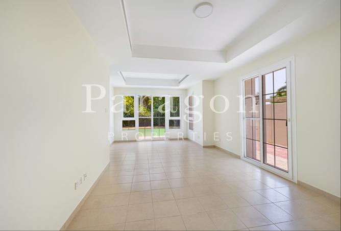 60127182 - Property Image 3