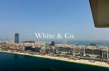 Apartment - 1 - 1 for sale in Palace Beach Residence Tower 2 - Palace Beach Residence - Emaar Beachfront - Dubai Harbour - Dubai