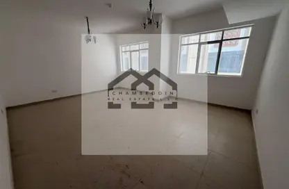 شقة - 2 غرف نوم - 3 حمامات للبيع في قرية الاميرة - الياسمين - عجمان