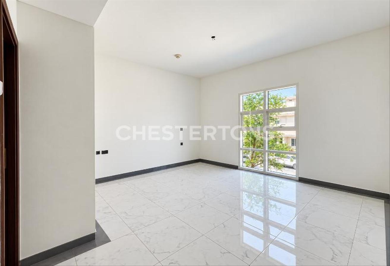Luxurious Villa | Private Pool | Polo Field View photo 10