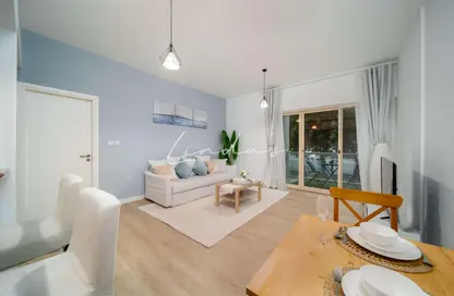 شقة - غرفة نوم - 1 حمام للايجار في الغزلان  3 - الغزلان - جرينز - دبي