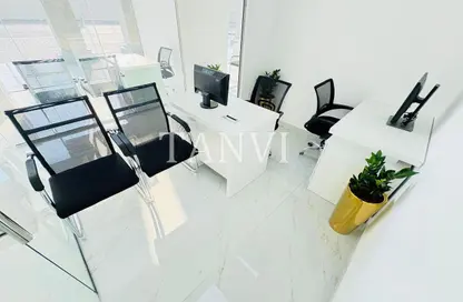 مكتب - غرفة نوم - 1 حمام للايجار في ريم ريزدنسي - الكرامة - دبي