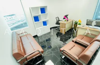 مكتب - غرفة نوم - 1 حمام للايجار في فاطمه محمد احمد بن سليمان - الرفاعة - بر دبي - دبي