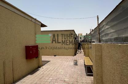 سكن عمال - استوديو - 8 حمامات للبيع في الصجعة الصناعية - الصجعة - الشارقة