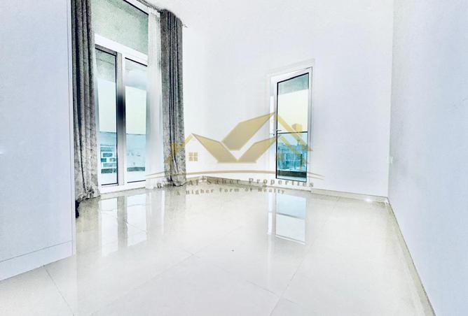 121993755 - Property Main Image