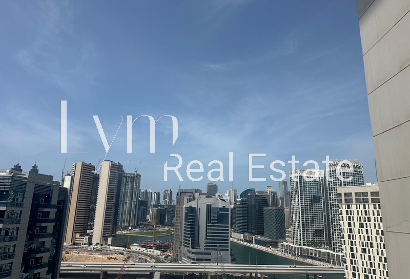 Elegant Living | Burj Khalifa Views | High Floor photo 13