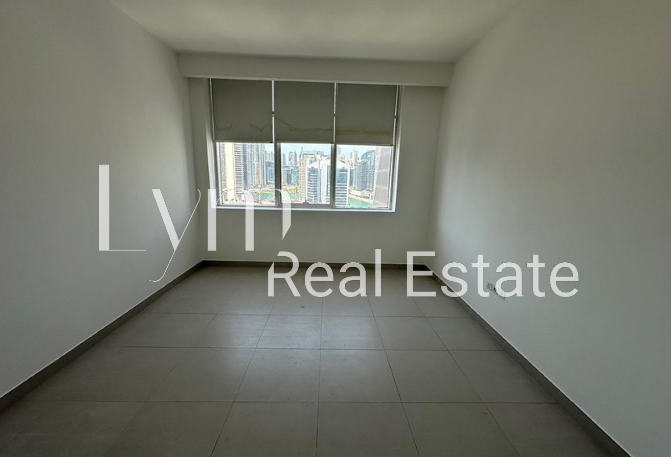 Elegant Living | Burj Khalifa Views | High Floor photo 5
