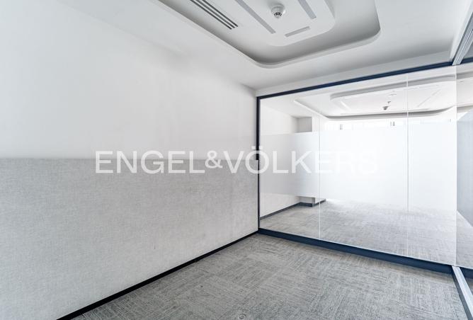 128842194 - Property Image 3