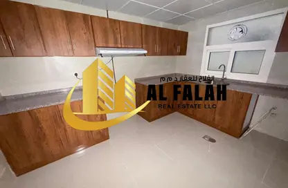 شقة - 2 غرف نوم - 2 حمامات للايجار في المجاز 2 - المجاز - الشارقة