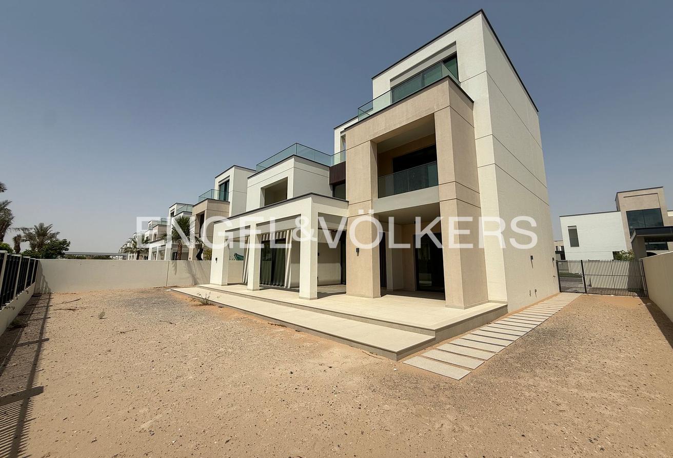 Standalone | Park View | Spacious photo 16