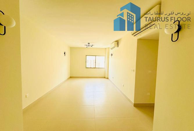 100838605 - Property Image 2
