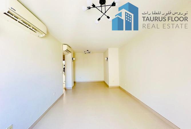 100838605 - Property Image 3